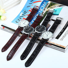 Load image into Gallery viewer, Winner W062 Men Automatic Mechanical Watch with Leather Band Date Display